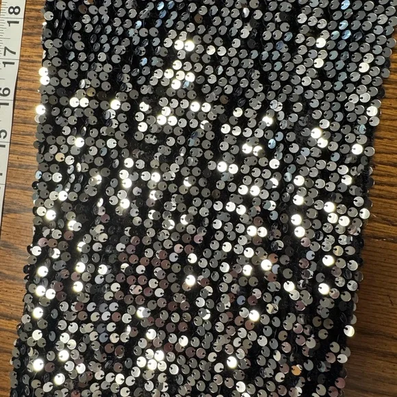 Sz0–2 no boundaries high rise sequine flare pants black/ silver new with tags - Picture 7 of 7